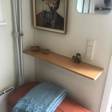 Awesome In With 2 Bedrooms And Wifi *