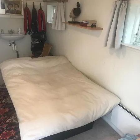 Feriehus Awesome In With 2 Bedrooms And Wifi *